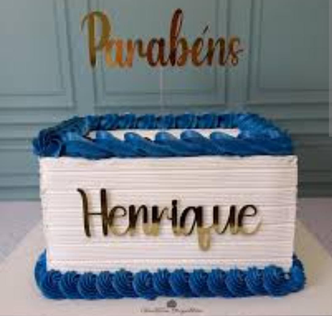 Bolo retangular com chantily